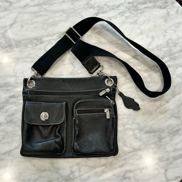 Roots Vintage Village Crossbody Bag Like New Black Pebble Leather - Picture 7 of 13